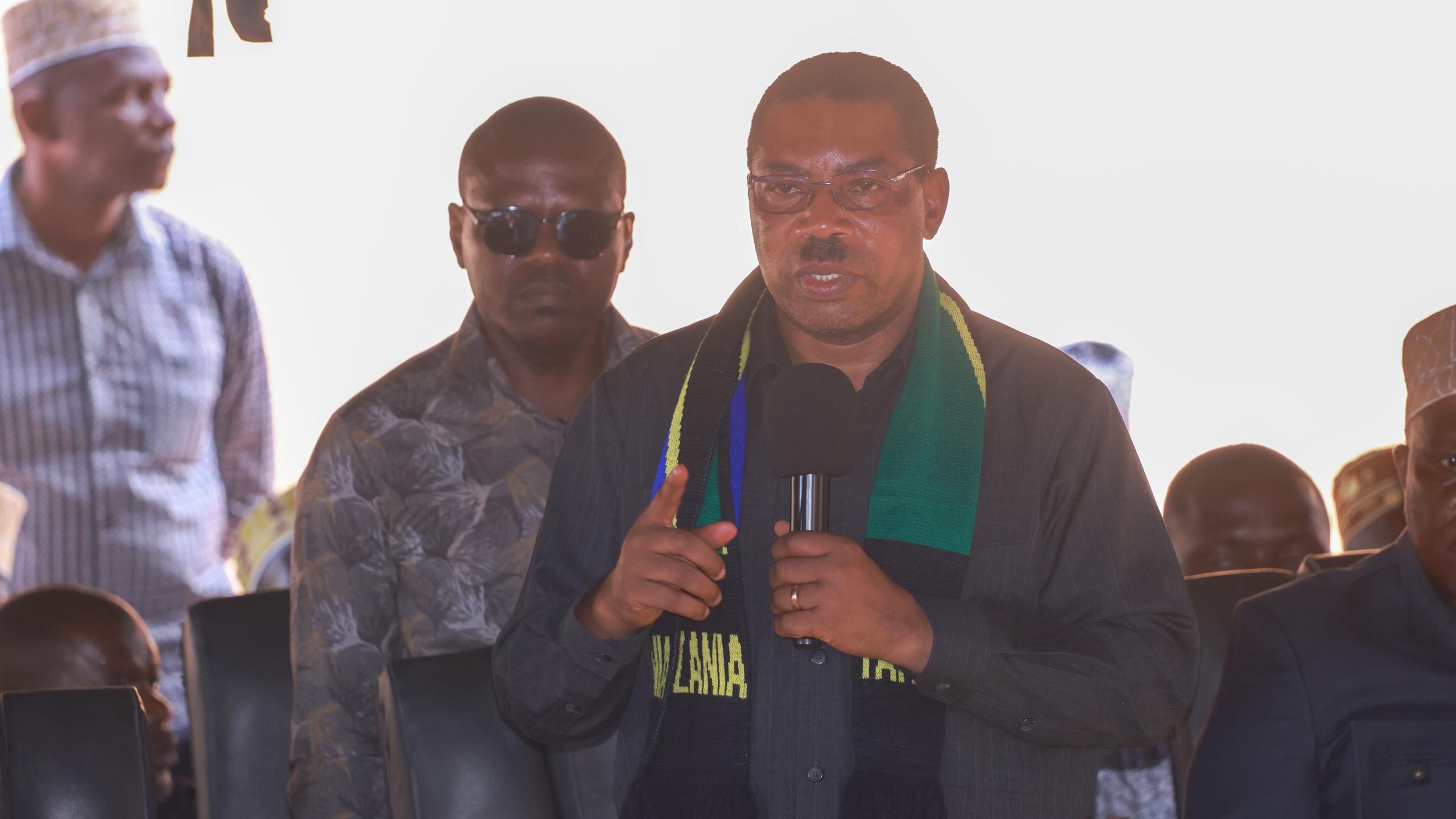 WAZIRI MKUU ANUSA WIZI MWINGINE MUHEZA – TANGA